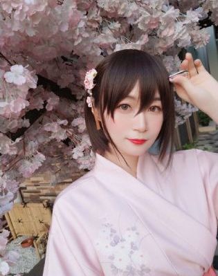 米拉小姐