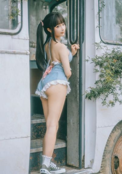 弥留之国爱丽丝