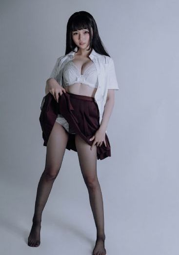 82岁老人找20多岁小伙子